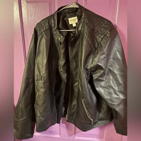 a.n.a Black Quilted Bomber Jacket - Picture 1 of 4